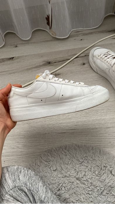 nike blazer low