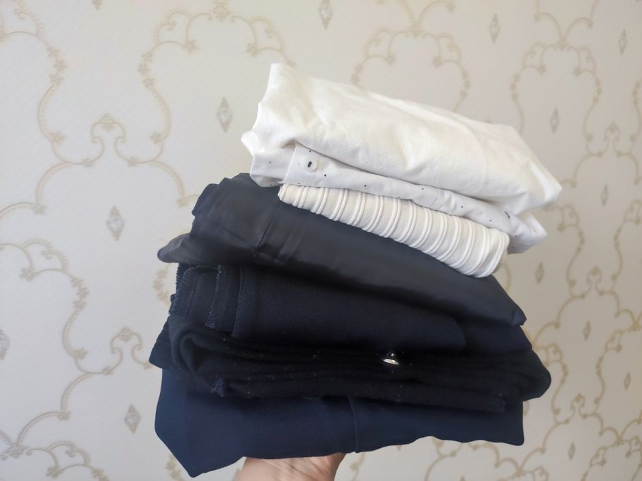 Продам школьные вещи для девочки.