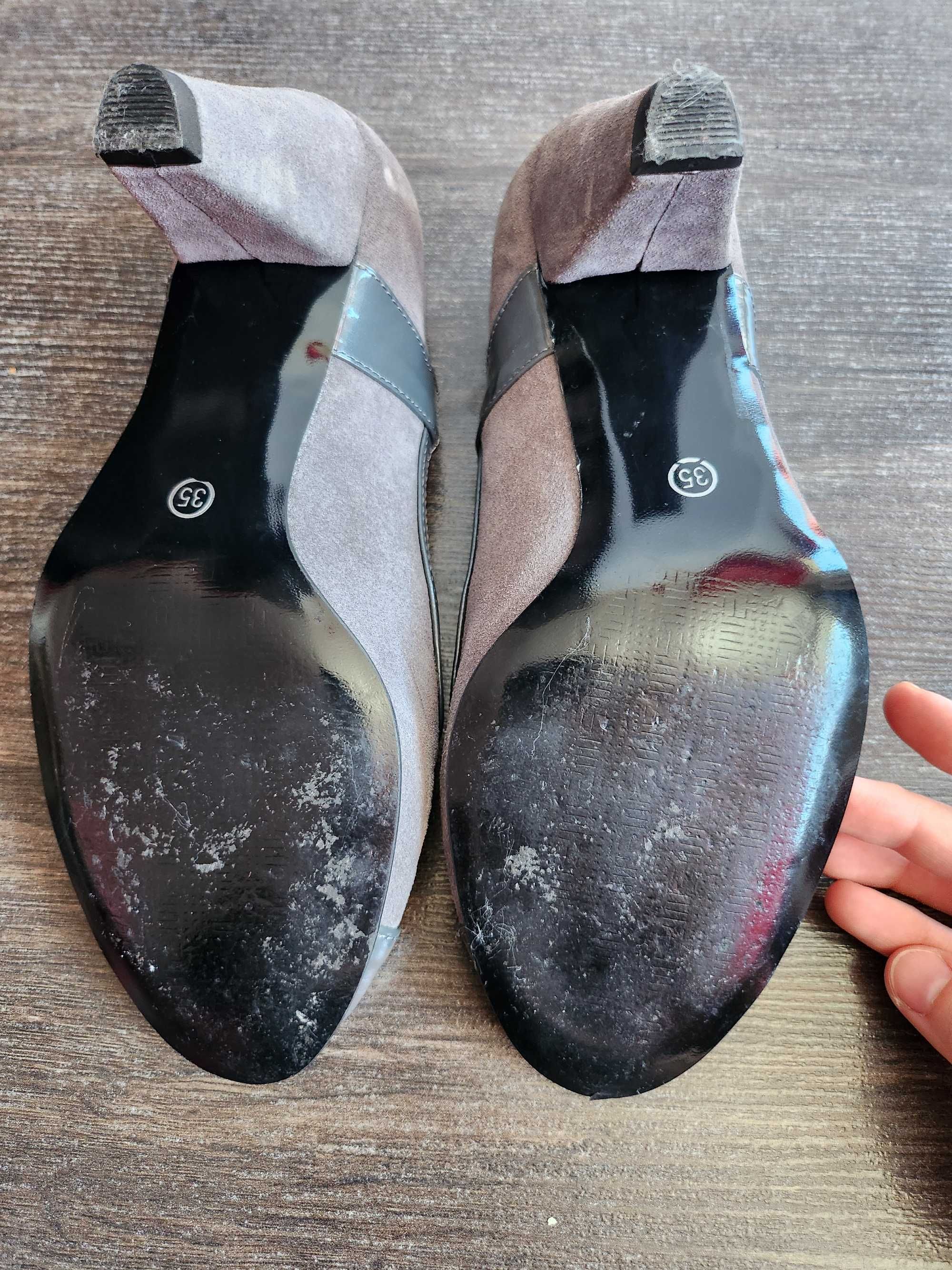 Pantofi mov cu toc 35