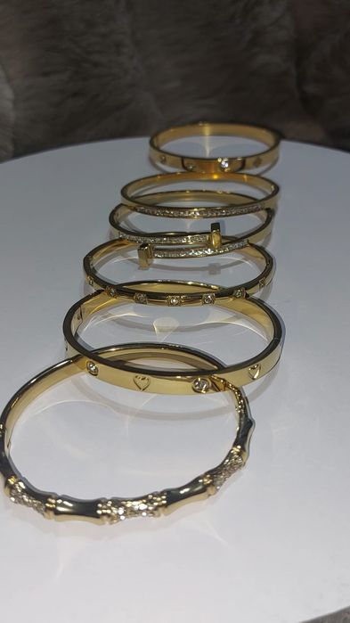 ZEYA Елегантни златисти гривни – РАЗЛИЧНИ МОДЕЛИ! Само 9,99 лв/бр.