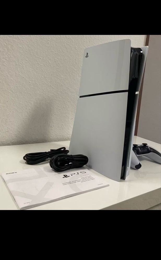 PlayStation 5 Slim конзола  1TB като нов в гаранция