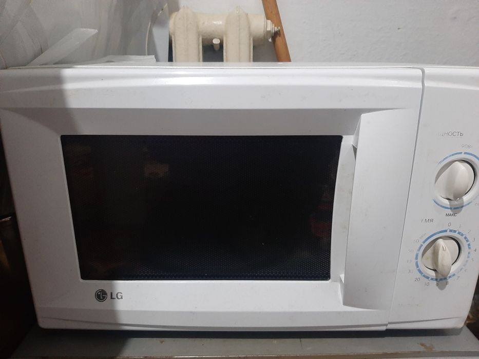 Продам микроволновку рабочи