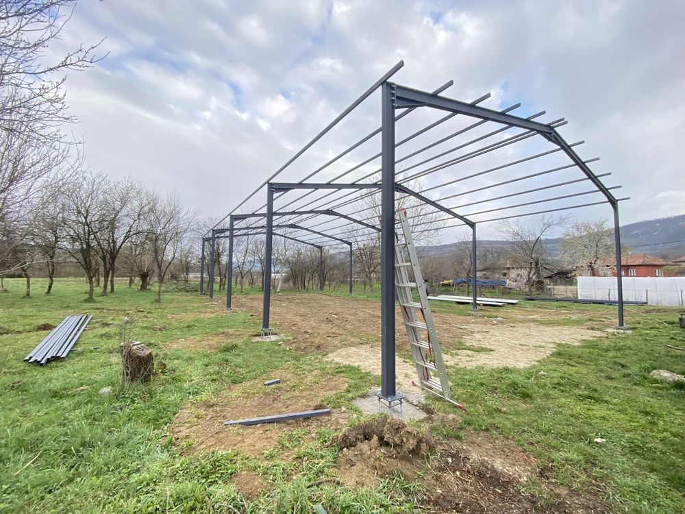 Vand structuri metalice orice dimensiune, de calitate