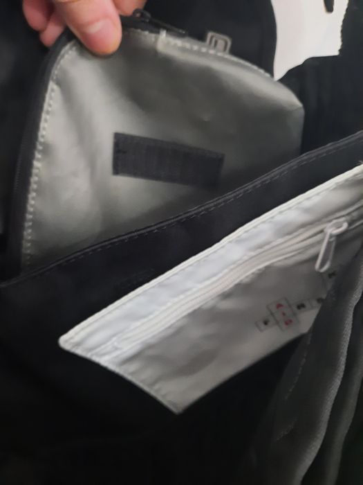 Geanta medicala cu multe compartimente