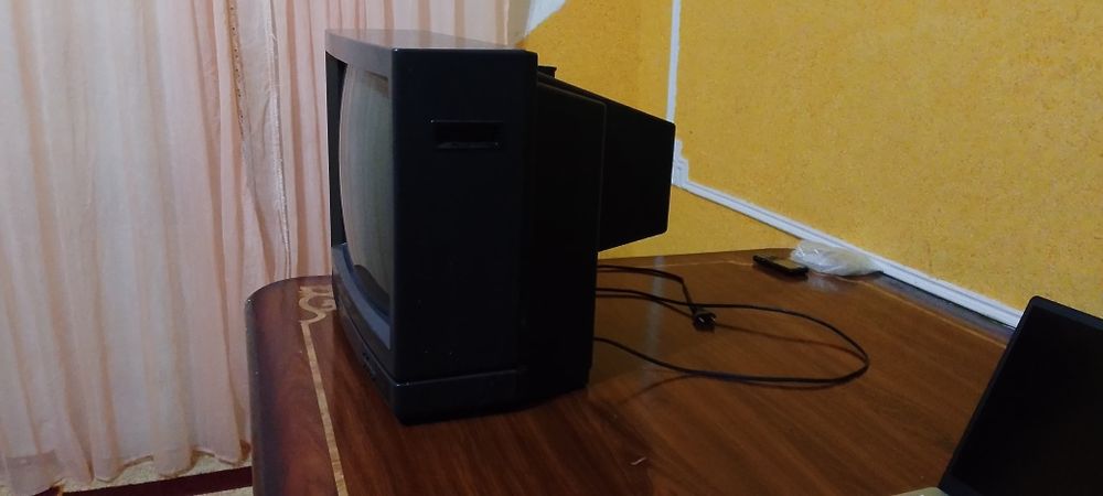 Televizor idealni