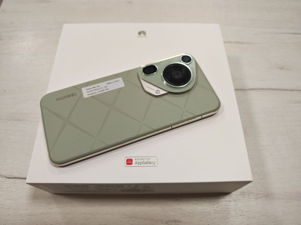 Huawei Pura 70 Ultra 16 GB RAM 512 GB Гаранция