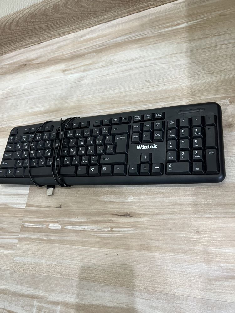 Продам новую клавиатуру Wintek для работы и игр