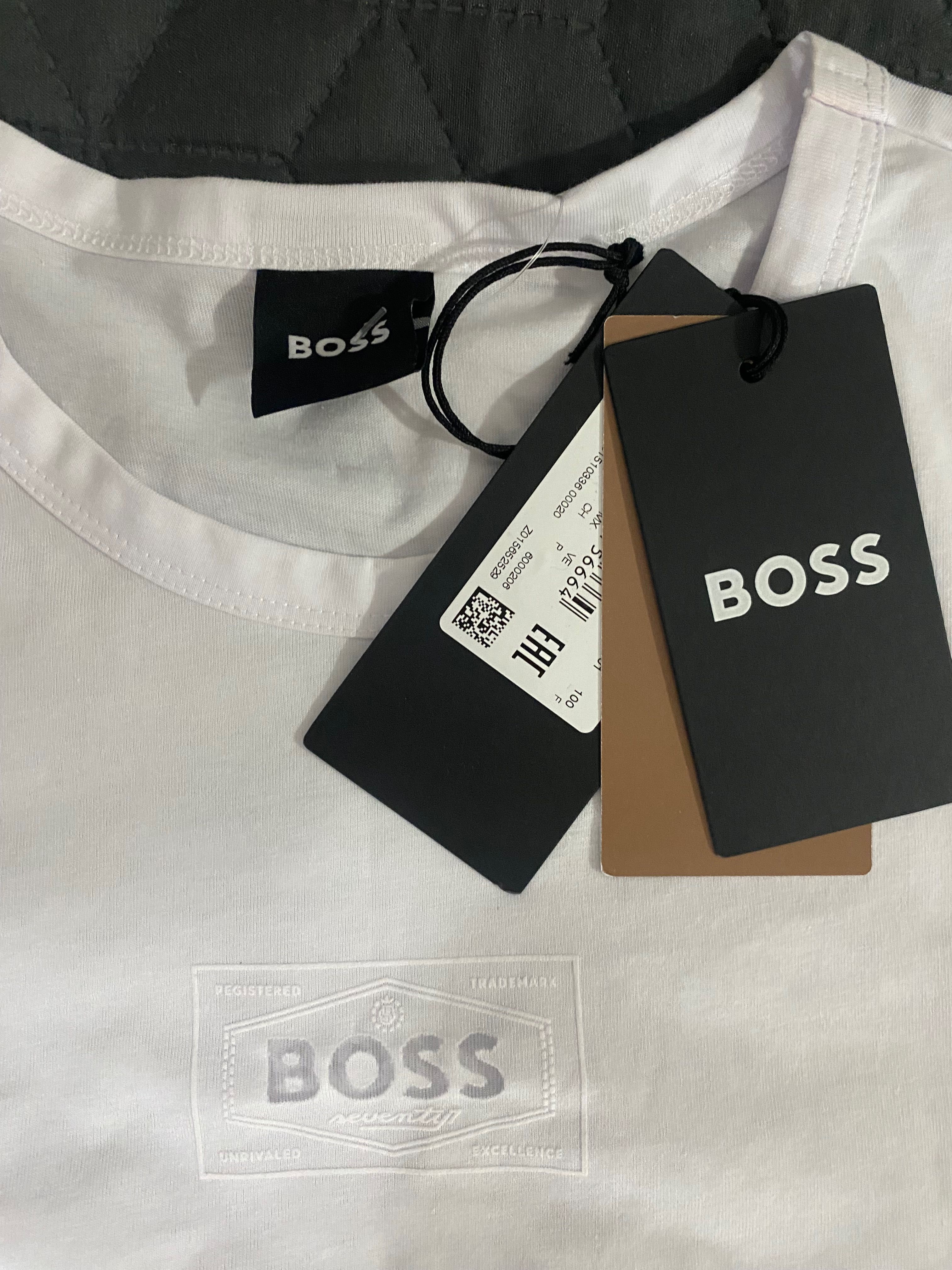 тениска Boss, размер С