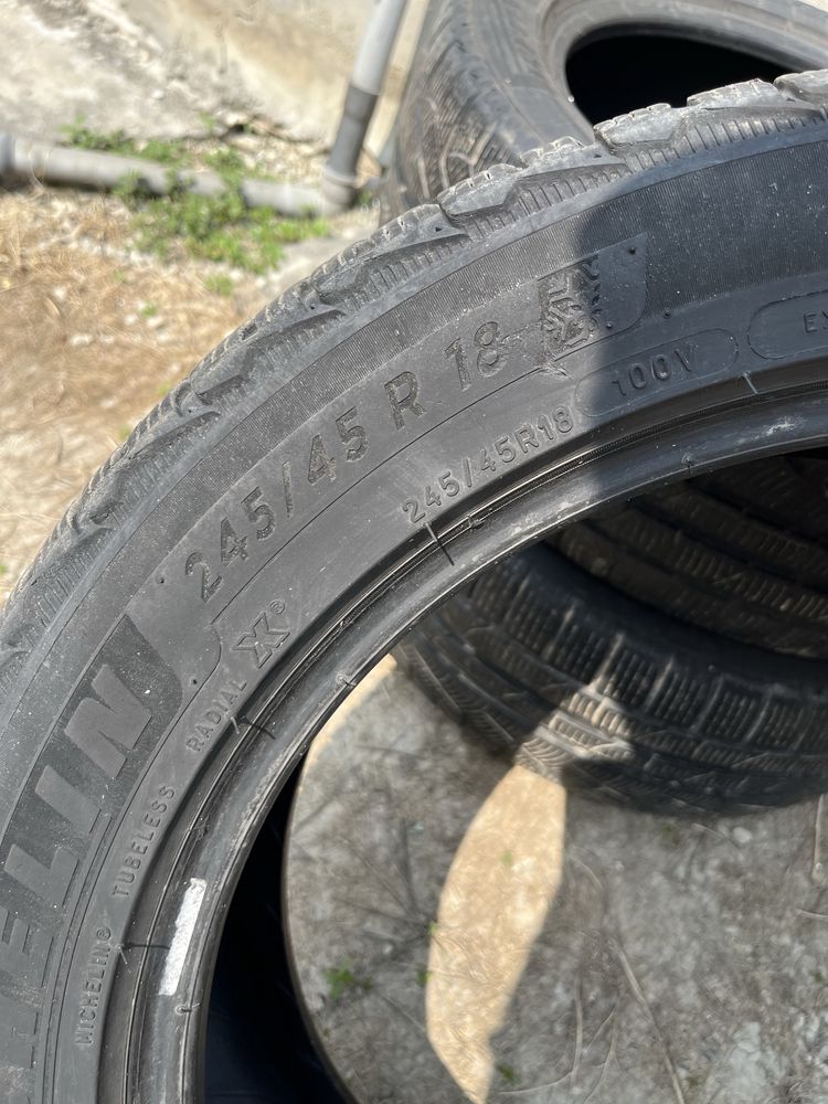 Гуми 18 зимни 2х2 245/45 r18