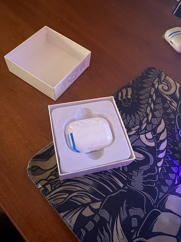 Наушники AirPods Pro