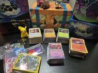 Carti pokemon 5 pachete × 222 carti + accesorii