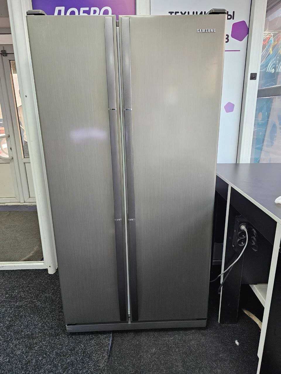 холодильник Samsung Side-by-Side RS61R5041SL