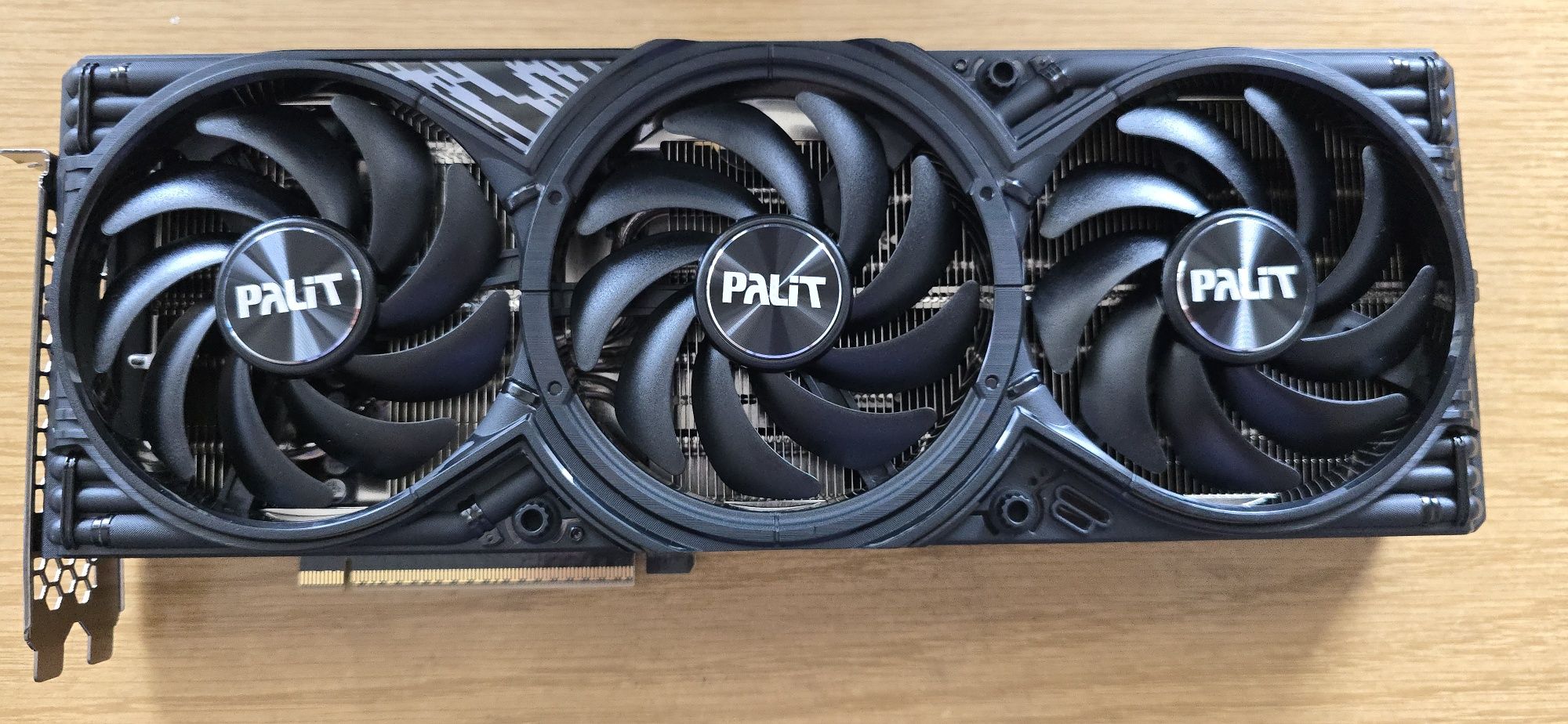 Видео карта Nvidia RTX 5070ti Palit Gaming Pro, 16GB GDDR7
