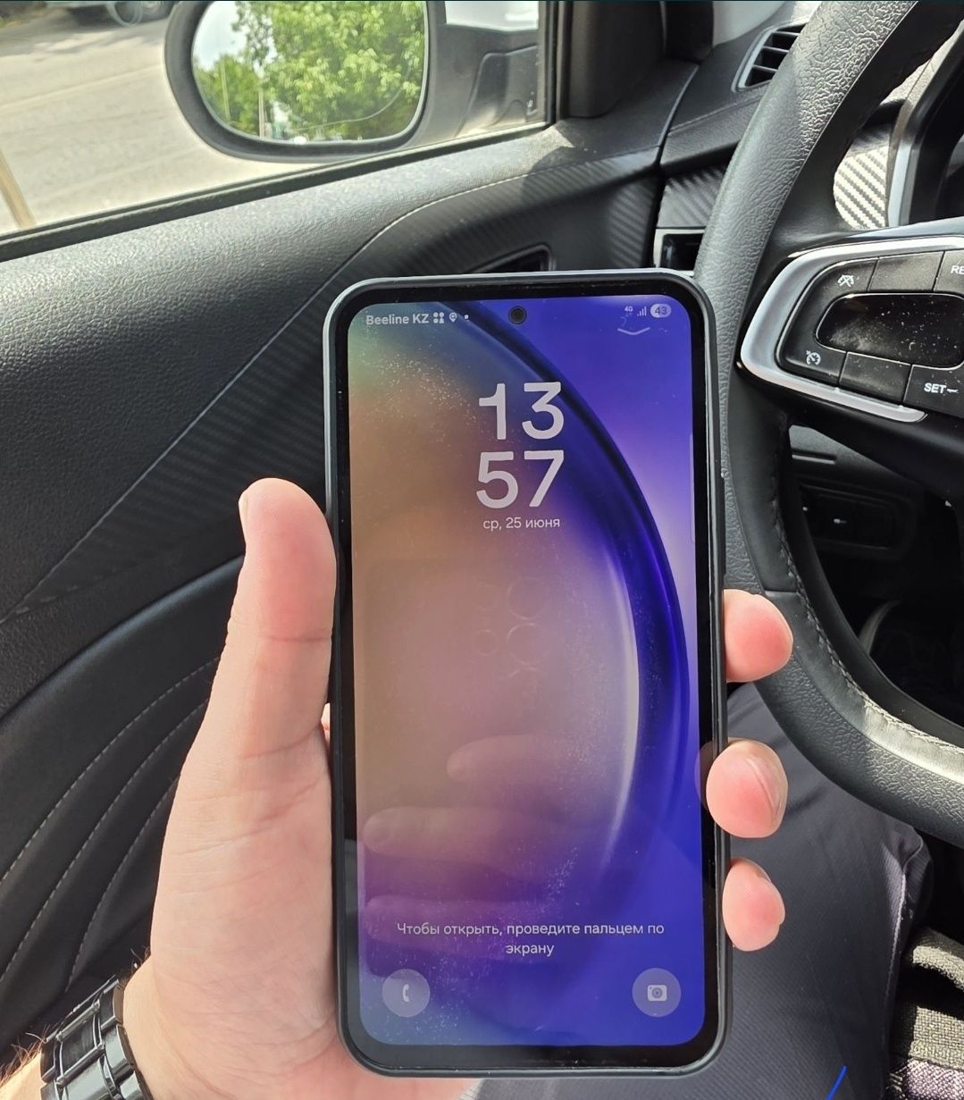 Samsung A54 коробка есть