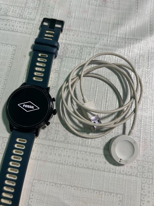 Ceas smartwatch Fossil Carlyle HR 3221