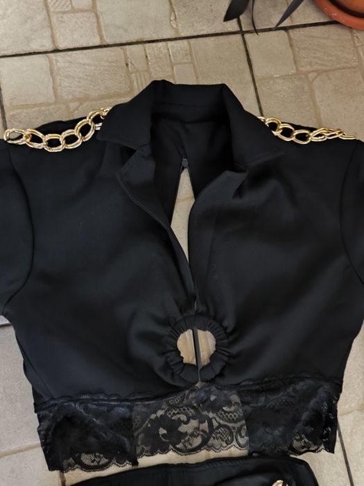 Vând costum 2 piese!