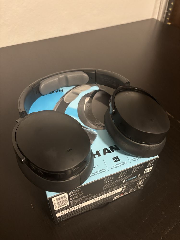 Casti skullcandy 250 lei