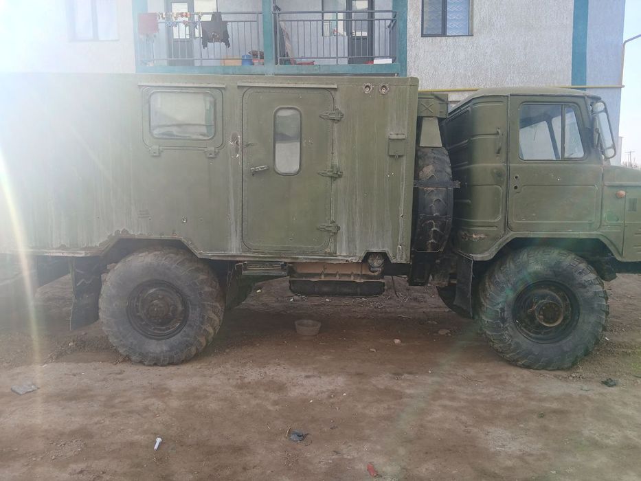 2 ta gaz 66 sotiladi