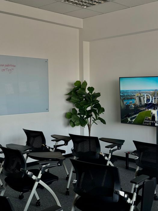 Аренда коворкинга для тренингов в центре Алматы