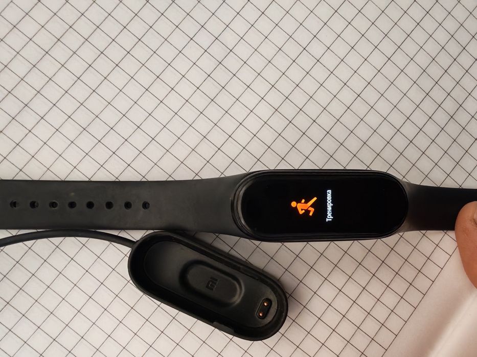 Mi band 4 фитнес браслет