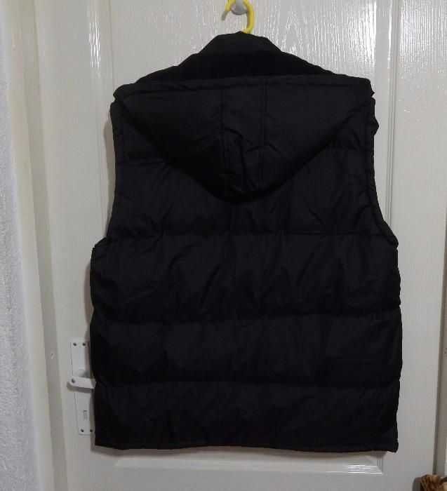 Vesta''BEVERLY HILLS POLO CLUB",marimea XL,cumparata din SUA.