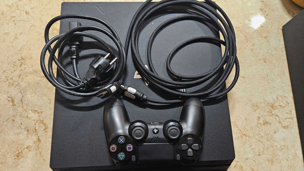 PS 4 PRO memorie 1000GB