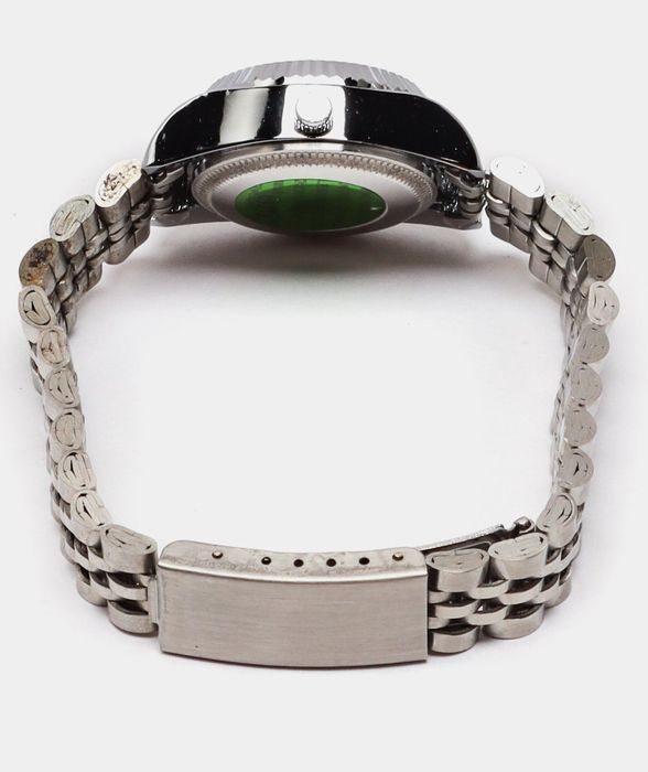 Женские наручные часы коробка с документами и подаричный пакет