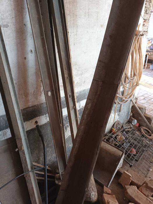 Sera din profil T galvanizat, 7x3.5 m, sticla inclusa