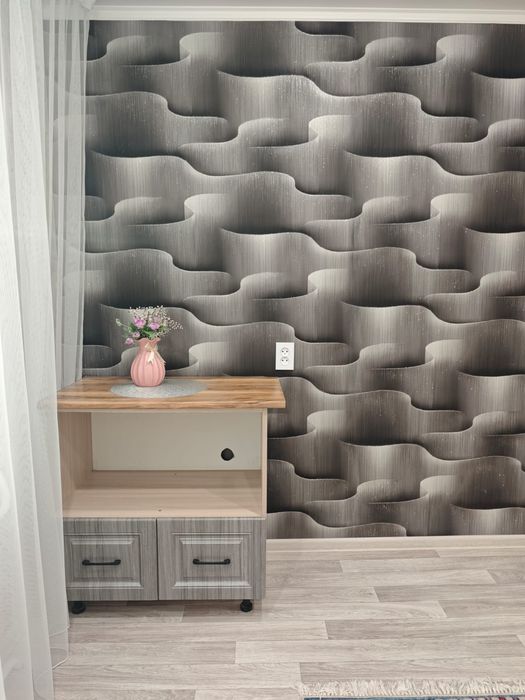 Продам 1 комн миниквартиру. 20 мкр.