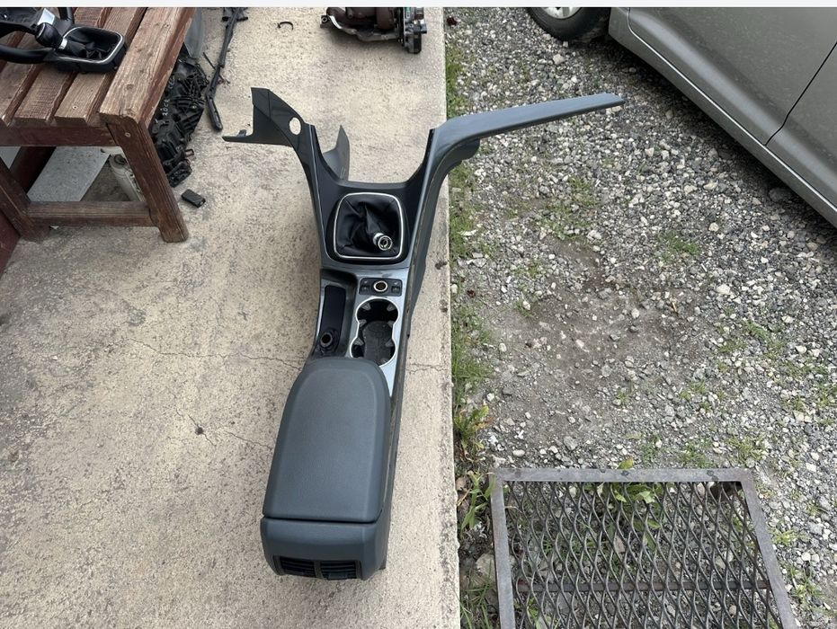 Подлакътник за Форд цмакс