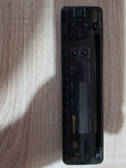 Față pentru casetofon auto Sony 50Wx4 CDX-L450 și 35Wx4 CDX-4160RDS