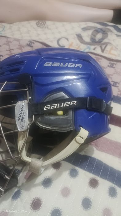 Продам шлем хоккейный Bauer Reakt 200m