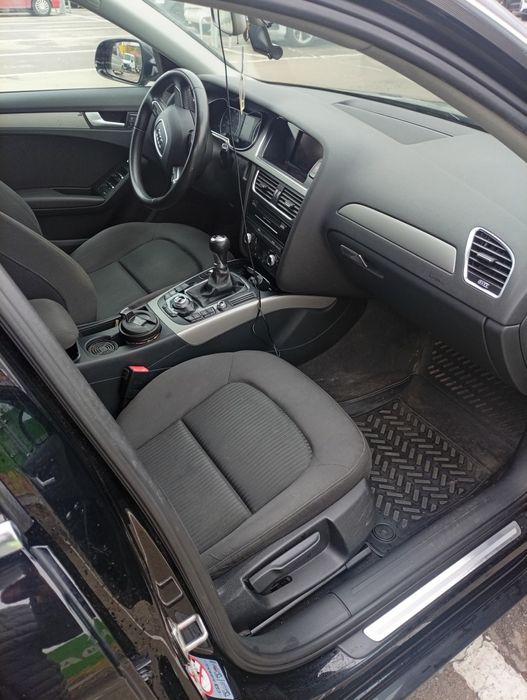 Vând Audi A4 B8 faclift .2013 1.8tfsi