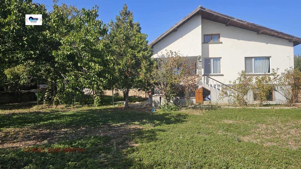 Продава се Къща в с. Рупките, Област Стара Загора - 196 кв.м за 339 €/кв.м - Снимка #15