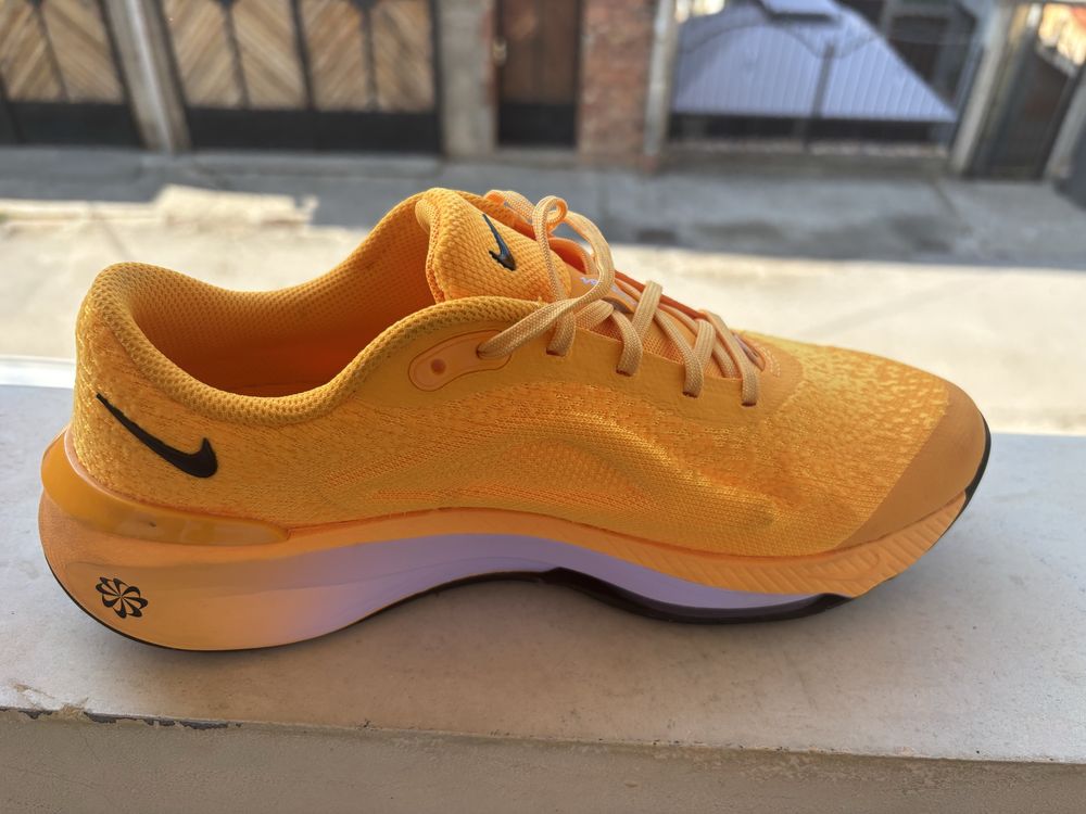Nike versair 40 размер
