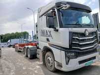Тягач HOWO MAX 6*4 CNG + полуприцеп для контейнеров