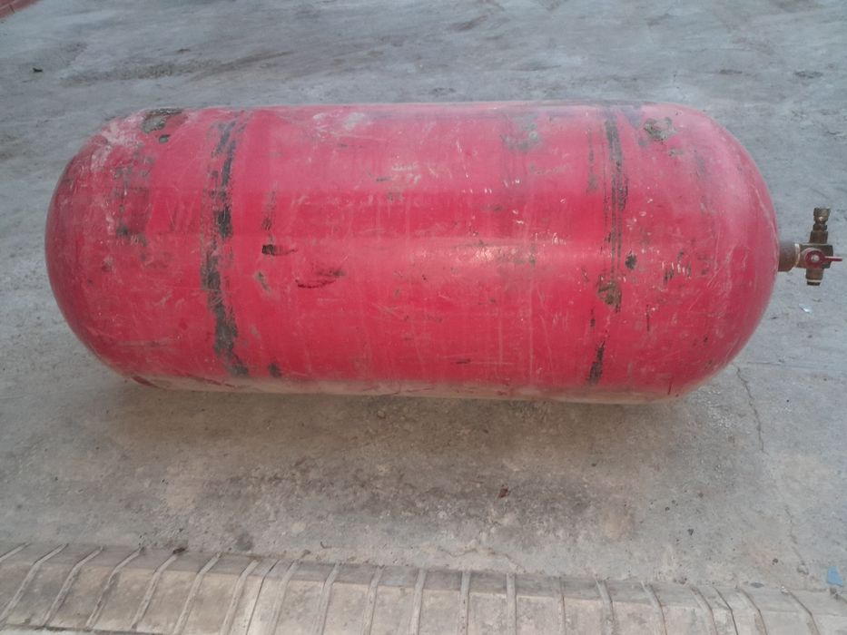 Gaz balon sotladi 100L