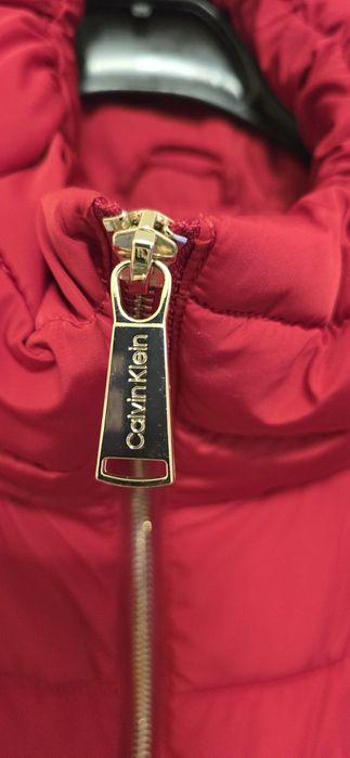 . Нов. Дамски оригинален елек.  Calvin Klein. Номер S