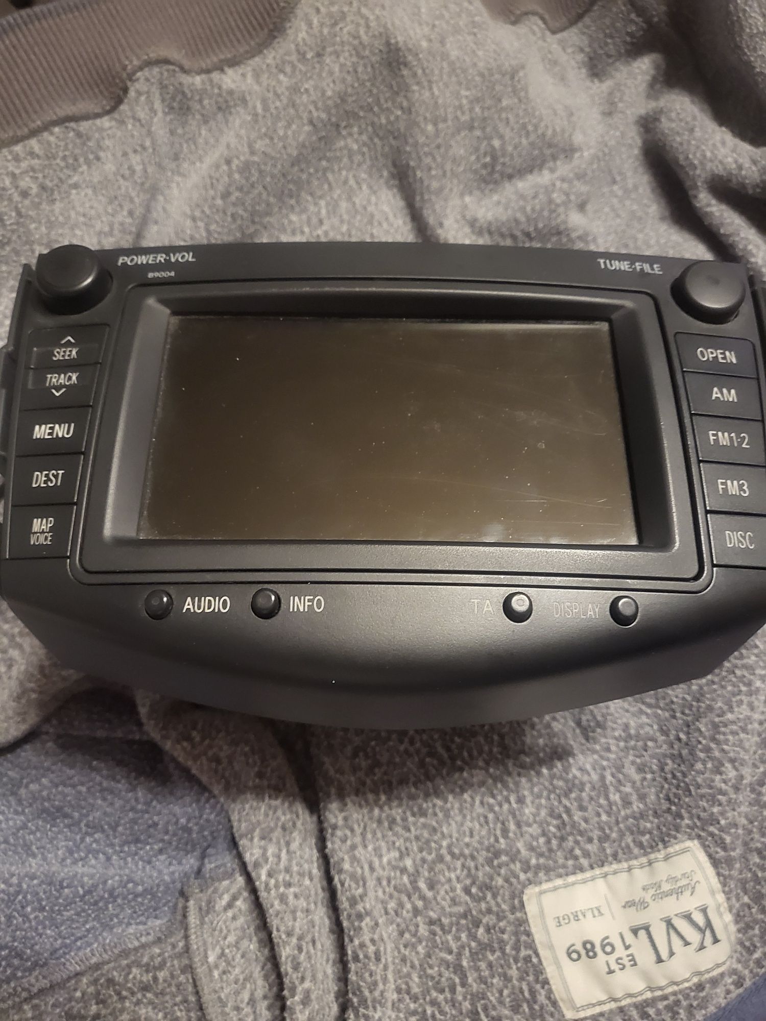 Navigatie originala toyota rav 4 III 2005 2009