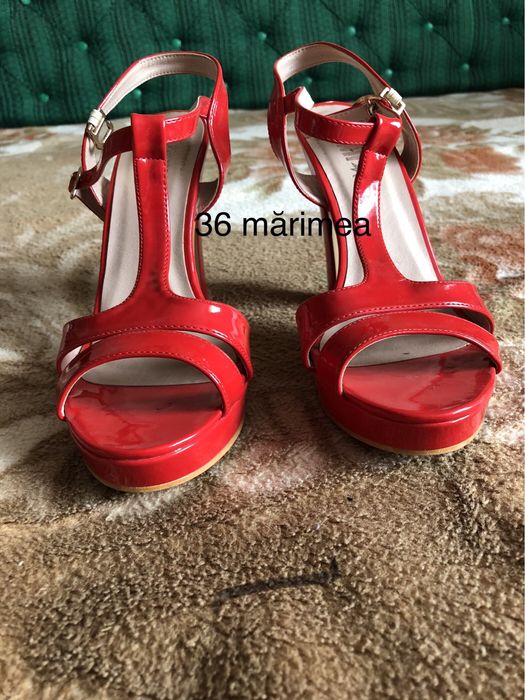 Pantofi cu toc eleganti zara piele naturala