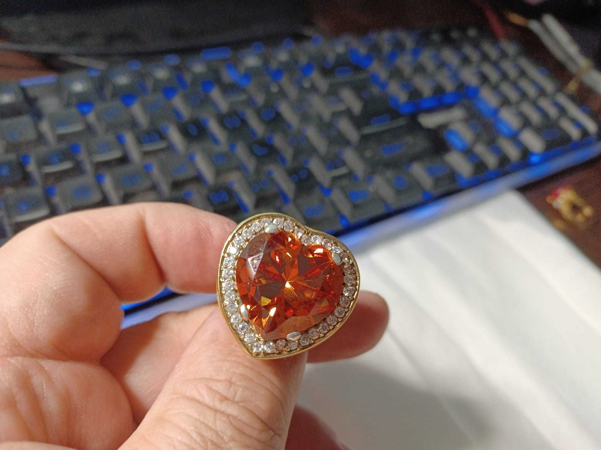 Superb inel exotic si minunat