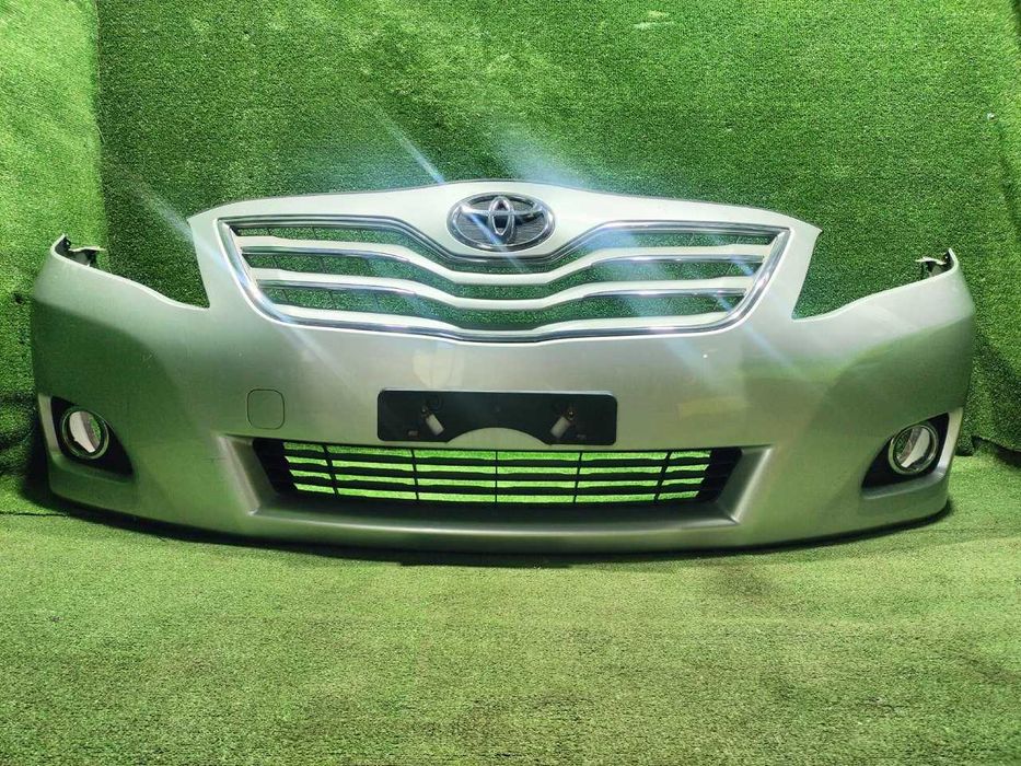 Продам Бампер передний цвет серебристый на Toyota Camry 45 Японец