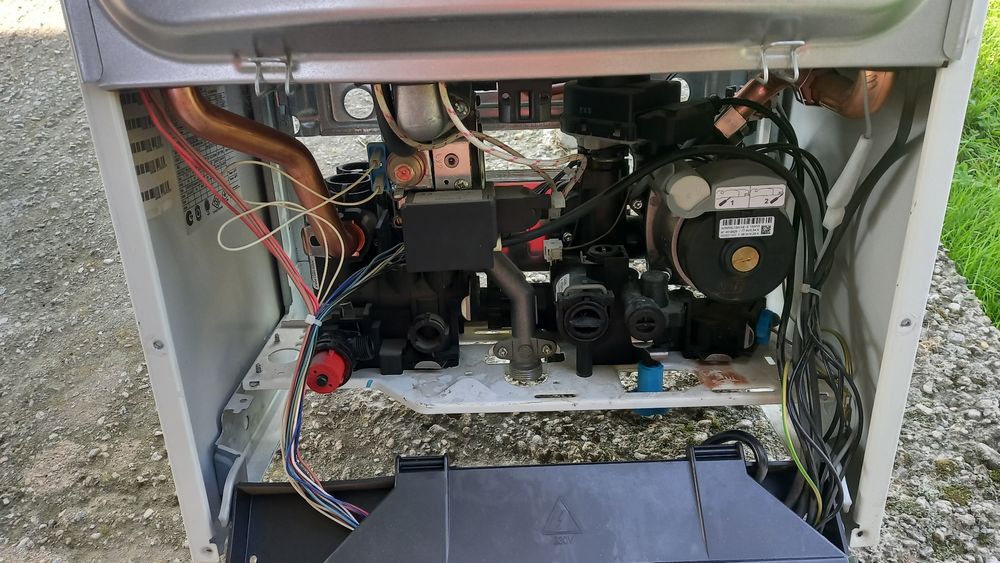 Centrală termică pe gaz Ariston Clas Evo 24kw