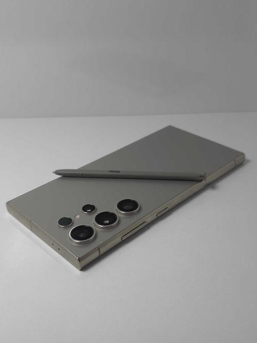 Samsung S24 Ultra 256GB Titanium Gray