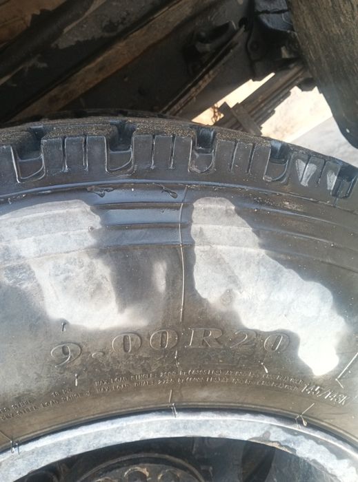 Zil 130 samasval srochna sotiladi