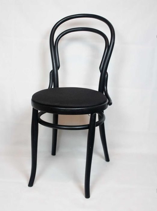 Дървени трапезни столове мека седалка черни