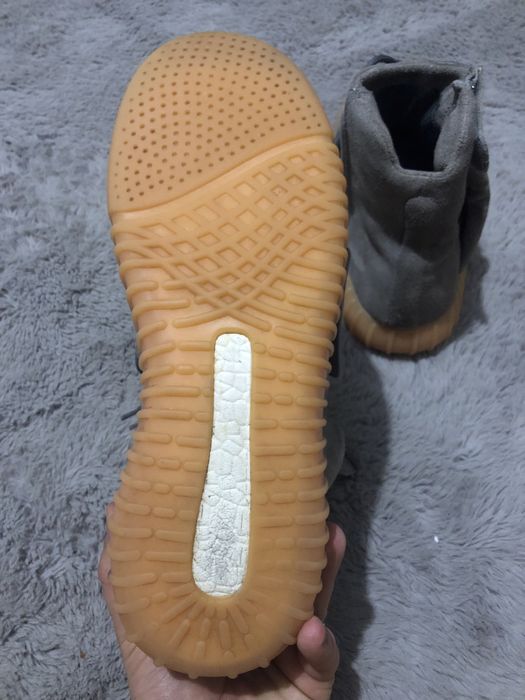 Adidas Yeezy Boost 750 “Light Brown/Gum” – Mărimea 41 1/3 EU