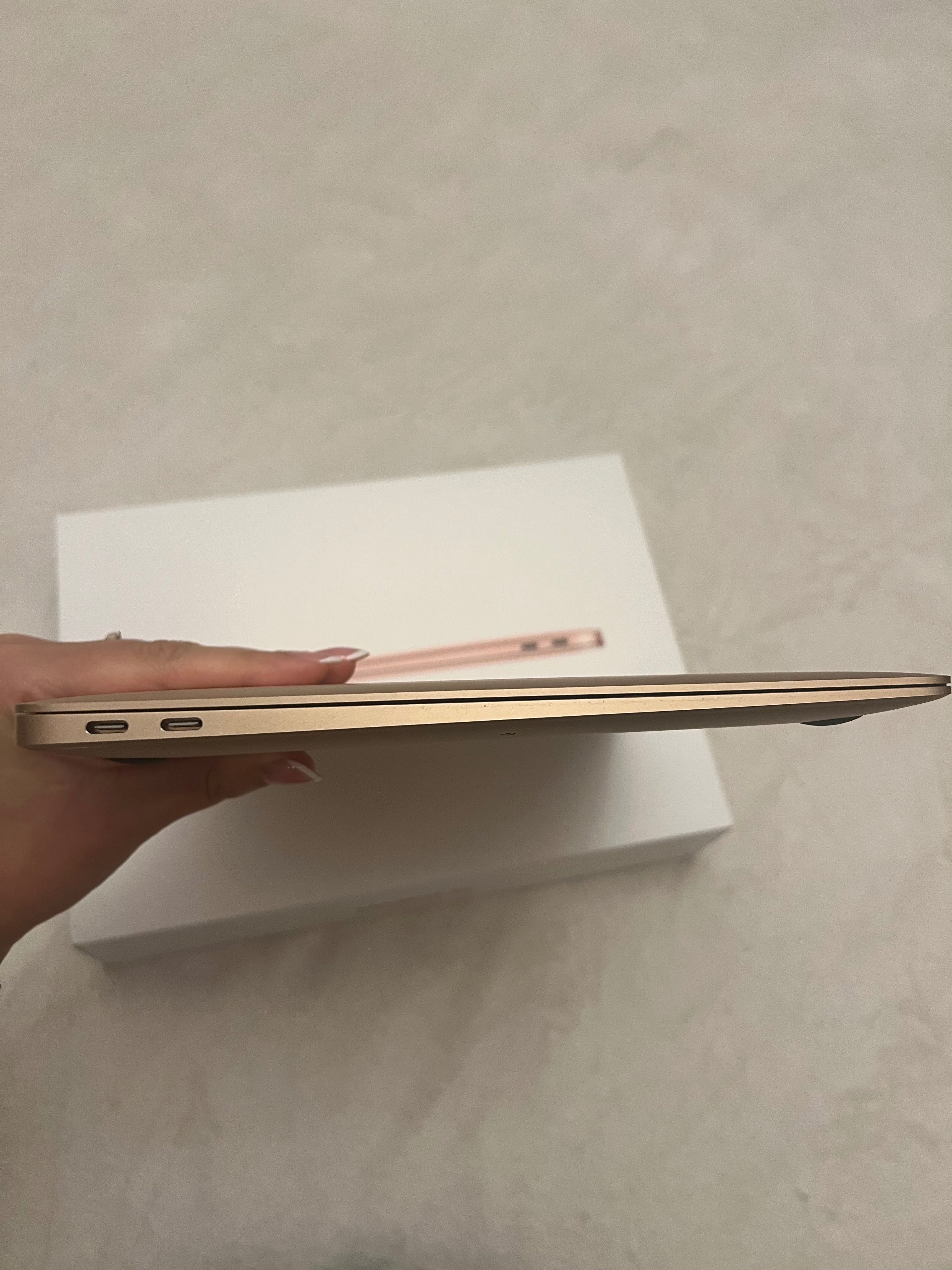 MacBook Air Rose gold M1 – 8GB RAM | 512GB SSD
