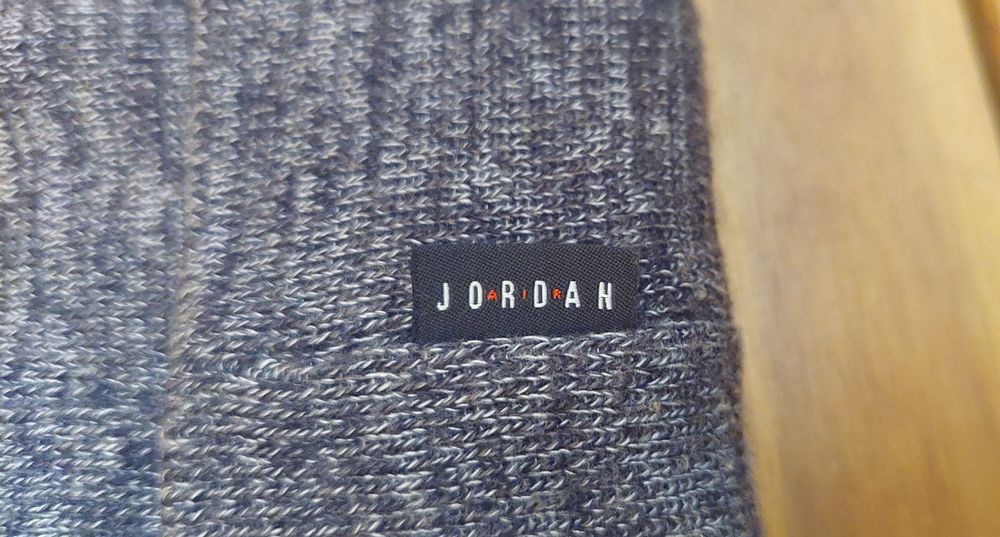 Jordan зимна шапка Cuffed Beanie, сива