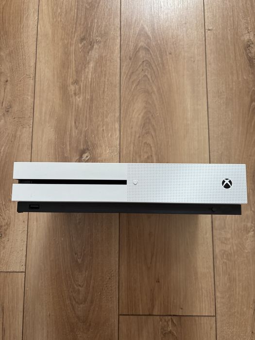 Xbox One S+2 controllere+Jocuri